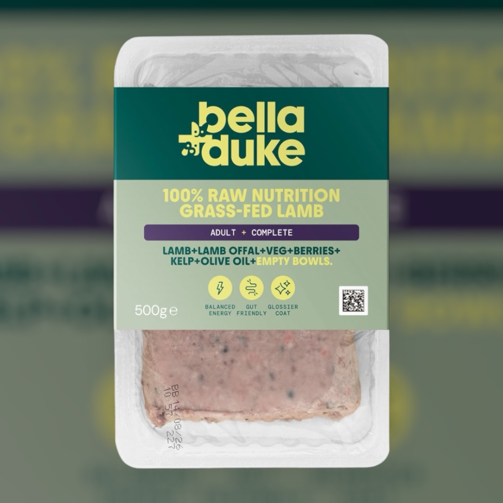 Hilltop Pet Food Bella and Duke Raw Adult Dog Food, Grass Fed Lamb, 500g pack, with badges and flexible display.