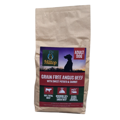 2kg bag of Hilltop Grain Free Angus Beef dog food on a transparent background